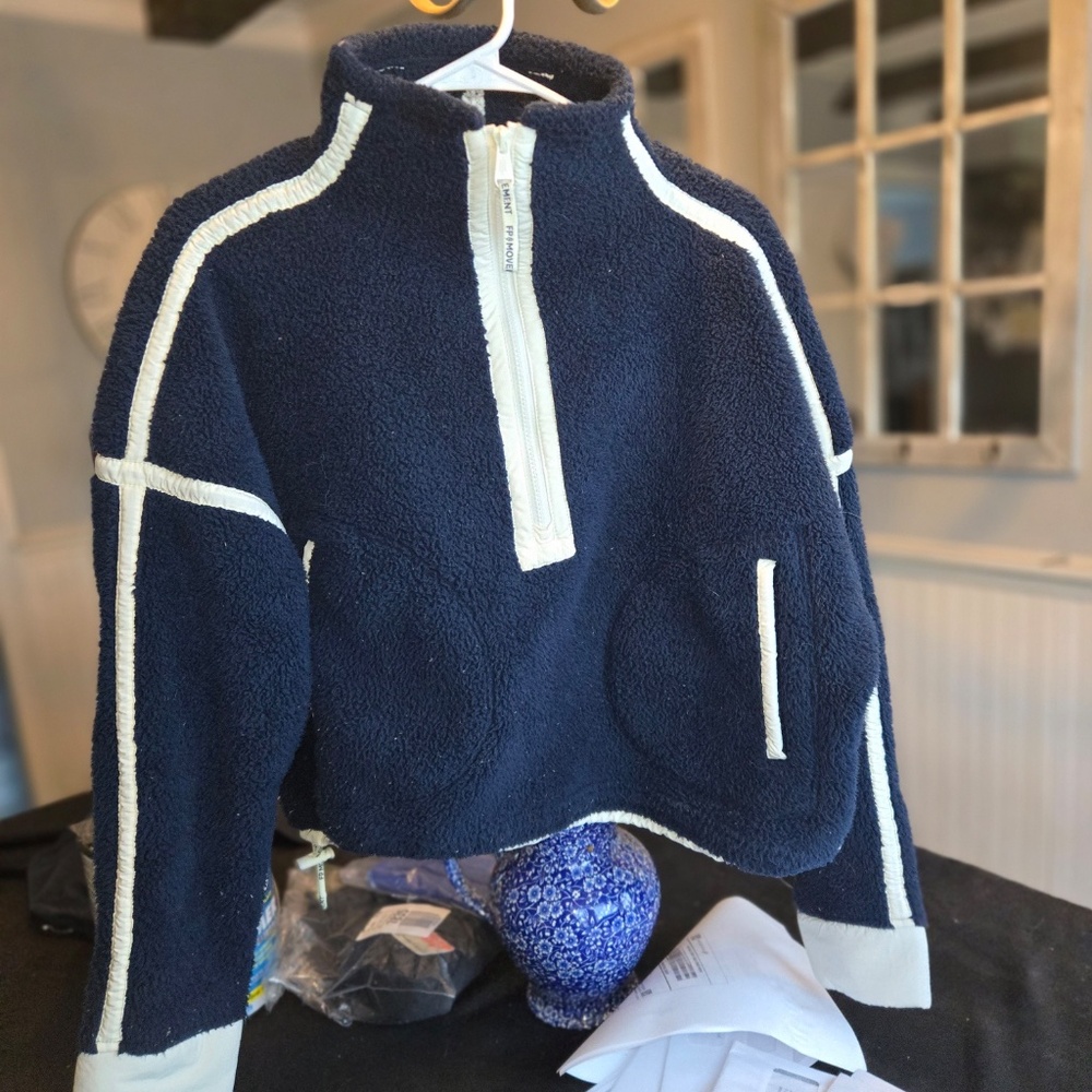 FP MOVEMENT MOUNTAIN HIGH HALF ZIP - Picture 9 of 10